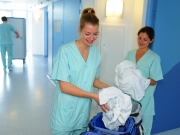 https://lmse-ppd.lemediasocial-emploi.fr/media/cache/articles_thumbnail/uploads/images/articles-small/5e04d15f09f52_Actu_Formation aides soignants_AdobeStock.jpeg